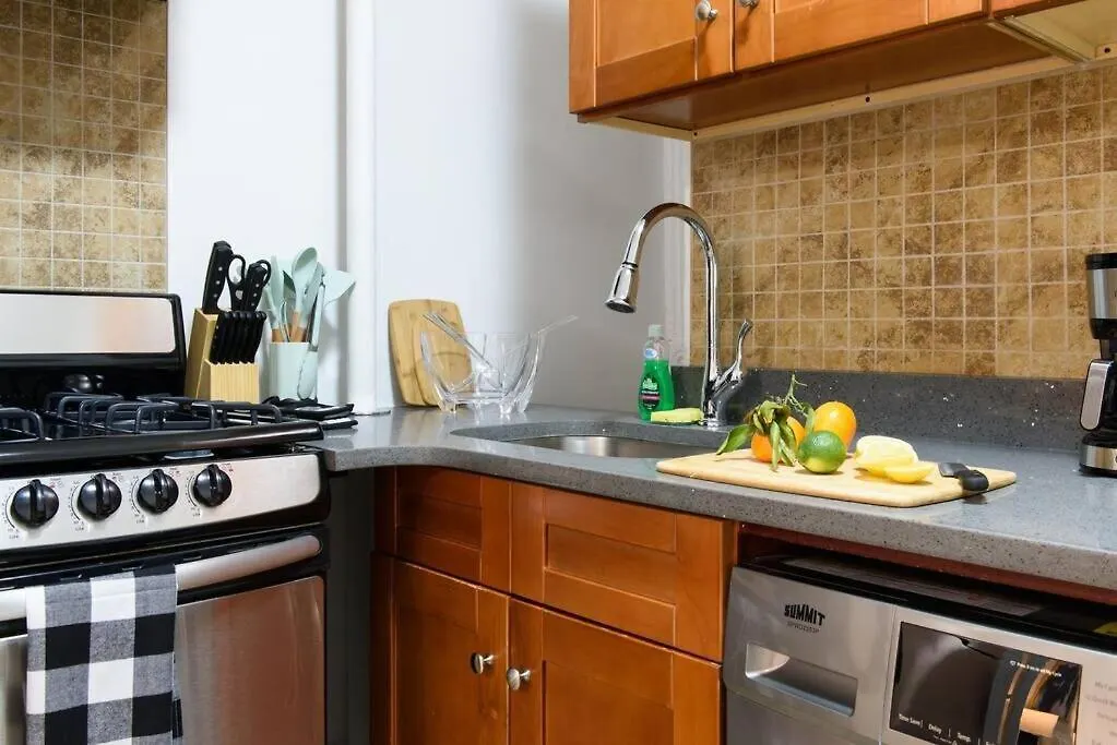 1567-1A New 2Br Prime Upper East Apt W&D New York