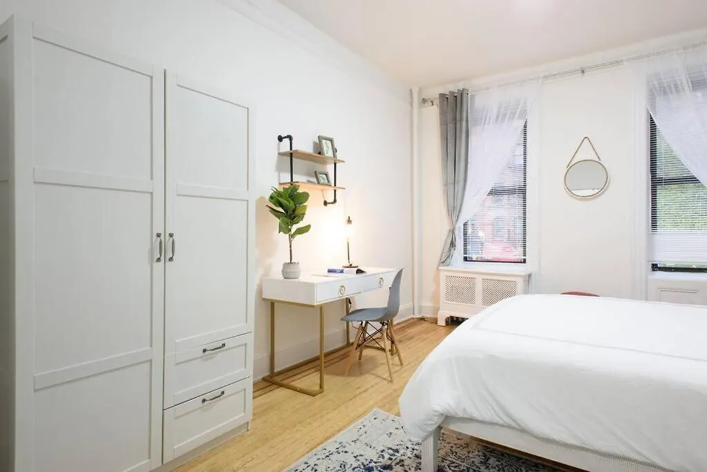 Apartment 1567-1A New 2Br Prime Upper East Apt W&D New York